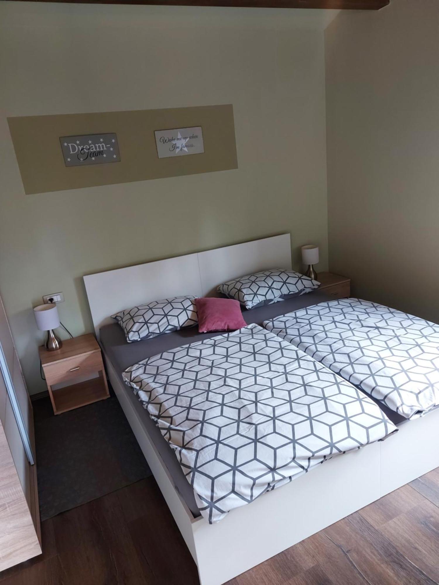 Guest House Flora Pazin Ruang foto